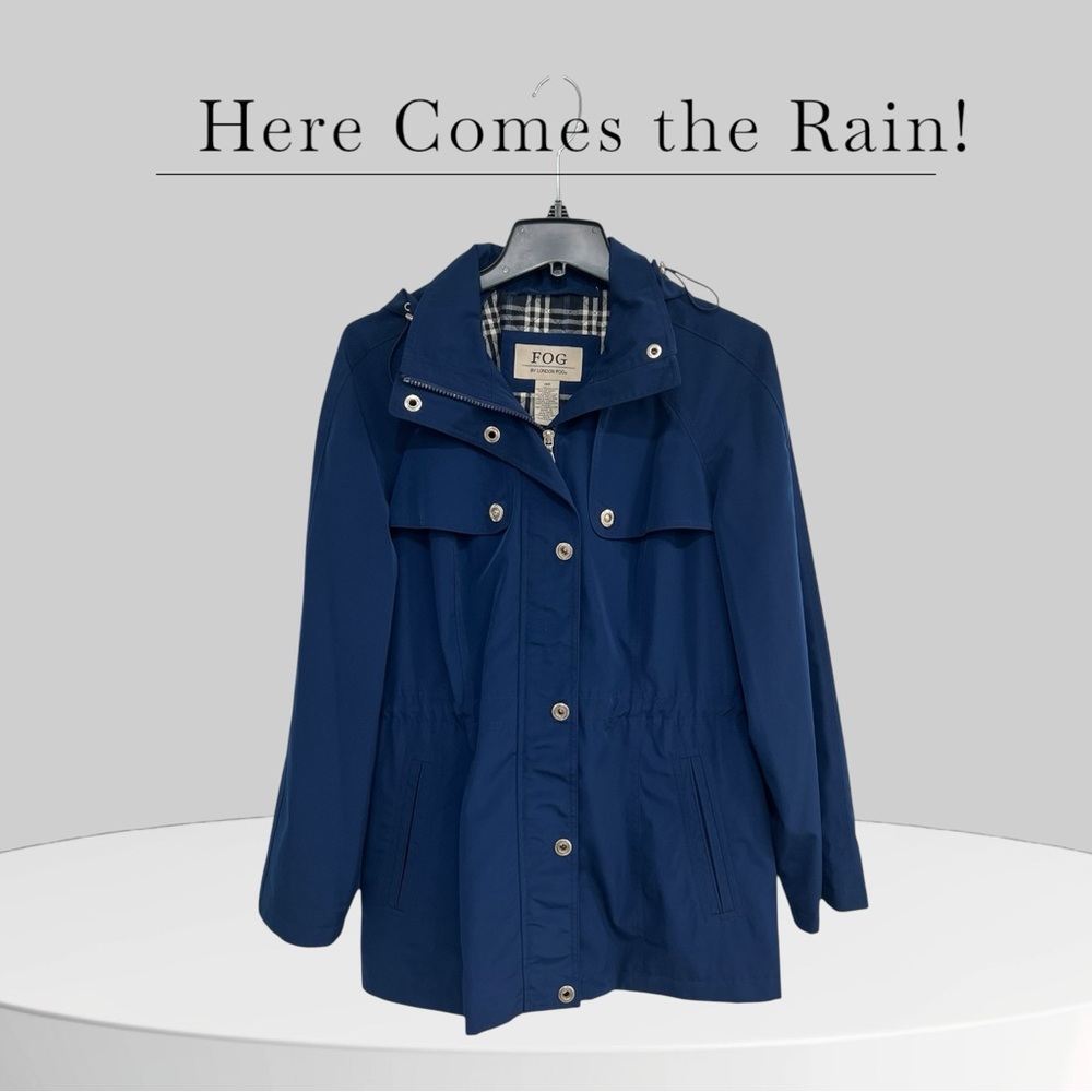 London Fog Navy Utility Jacket Rain Coat in size Women’s Medium